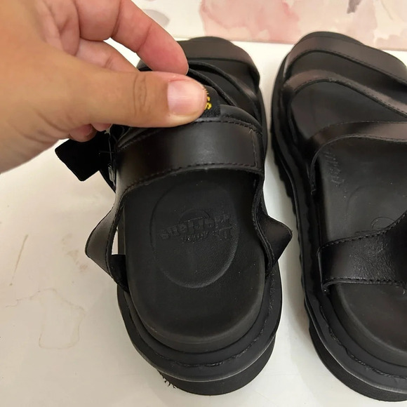 ! Dr. Martens Blaire Women's Brando Leather Sandals Black Size 7 - Picture 6 of 8